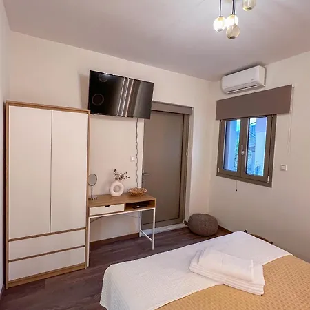 Daire Irene' S Place Ancient Olympia