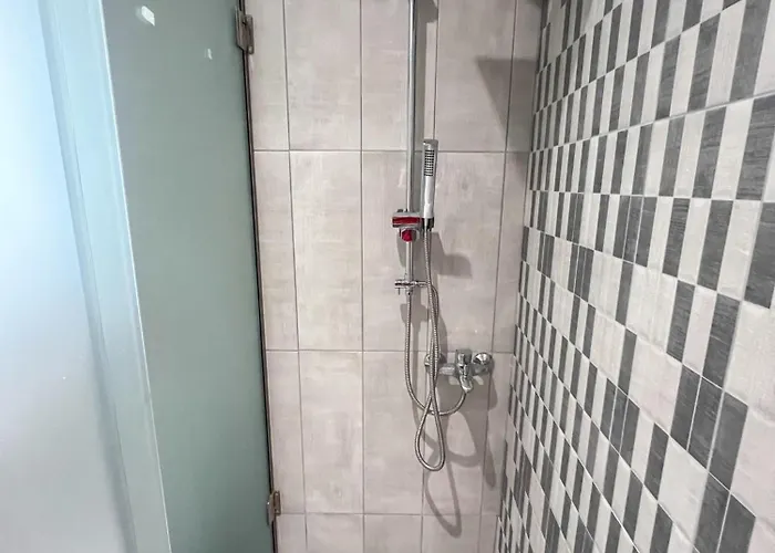 Irene' S Place * Олимпия