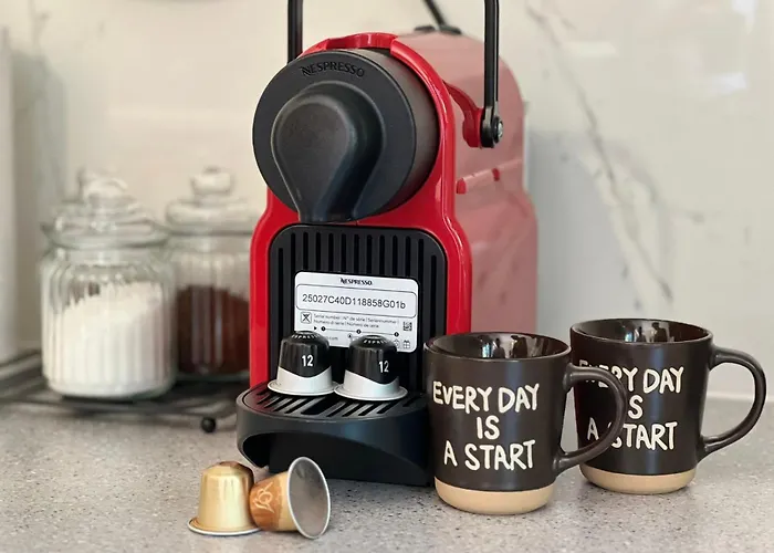 Irene' S Place Апартаменты *